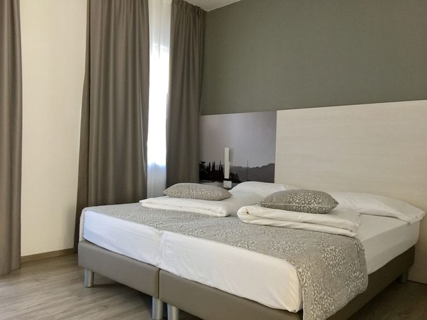Imagen de la habitación del Hotel Casa Serena, Malcesine. Foto 15