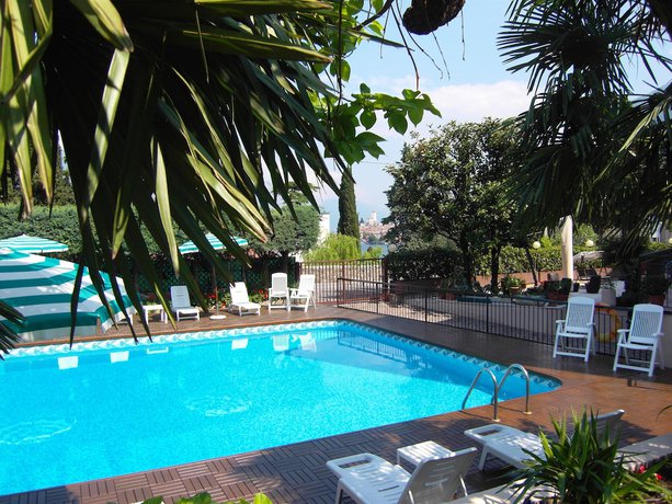 Imagen de la piscina del Hotel Casa Serena, Malcesine. Foto 20