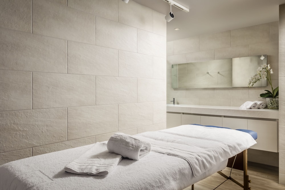 Imagen de los interiores del Hotel Casa Serras Andorra. Foto 24