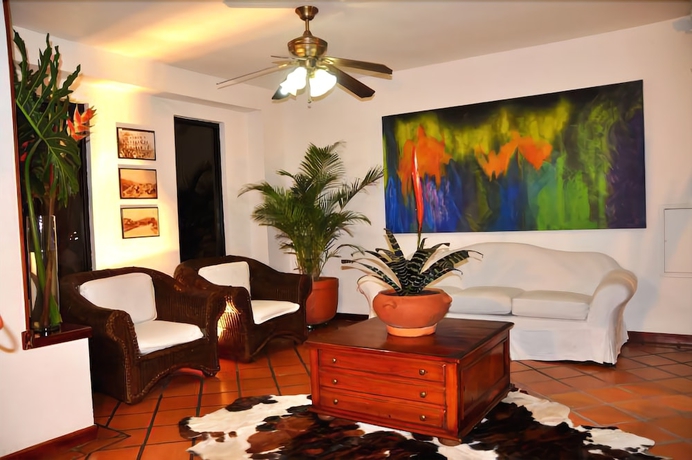 Imagen de los interiores del Hotel Casa Toscano. Foto 18