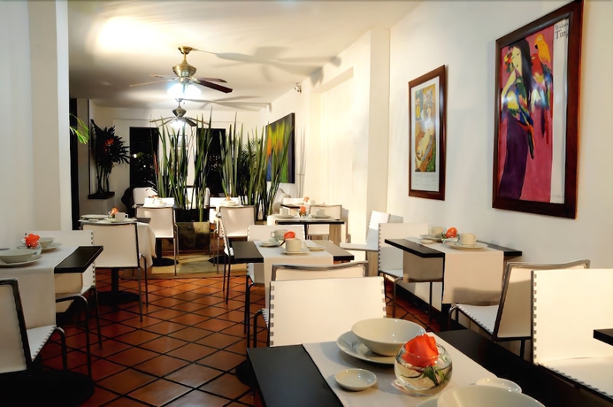 Imagen del bar/restaurante del Hotel Casa Toscano. Foto 4