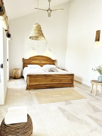 Imagen de la habitación del Hotel Casa Tuia. Foto 18