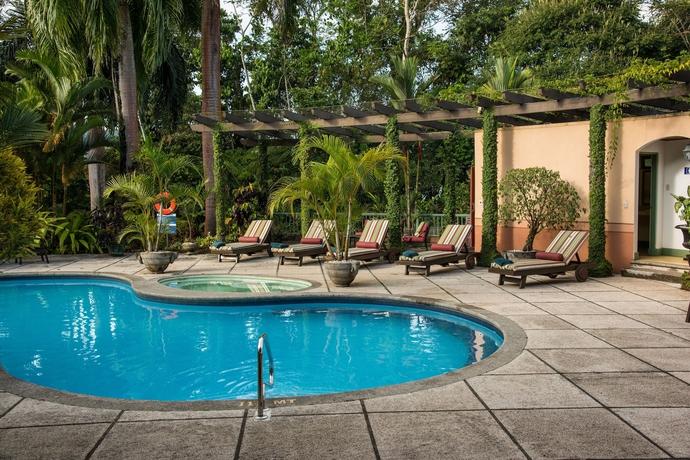 Imagen de la piscina del Hotel Casa Turire. Foto 19