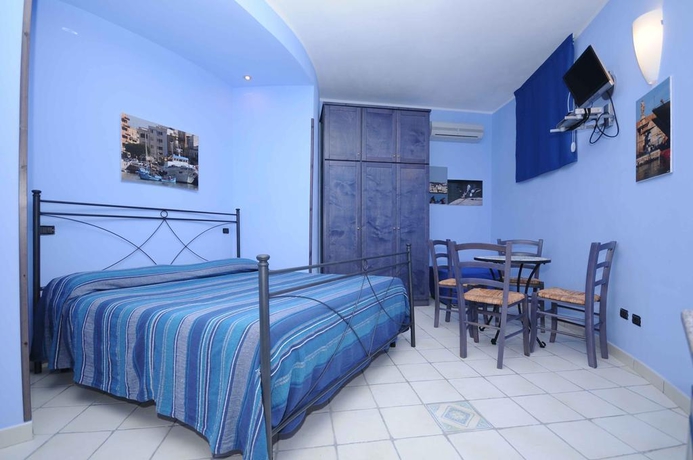 Imagen general del Hotel Casa Vacanze La Torre Del Sole. Foto 4
