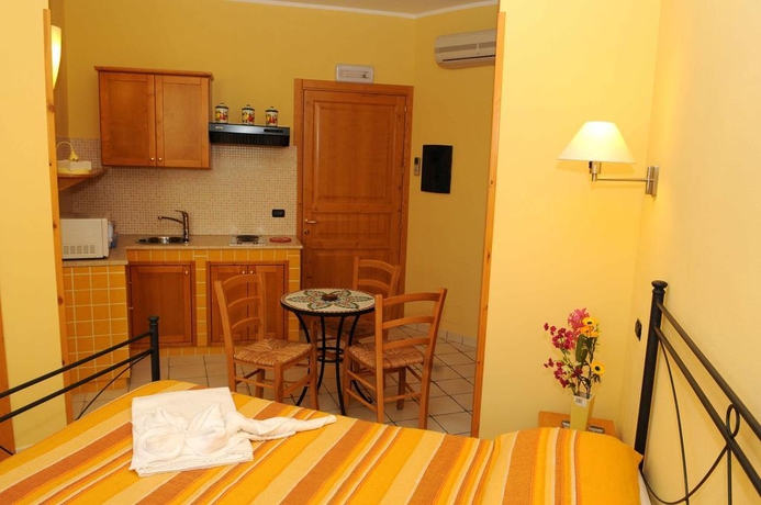 Imagen general del Hotel Casa Vacanze La Torre Del Sole. Foto 15