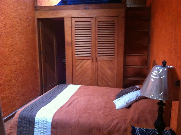 Imagen de la habitación del Hotel Casa Valle. Foto 15