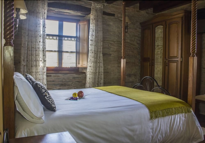 Imagen de la habitación del Hotel Casa Valraiña. Foto 9