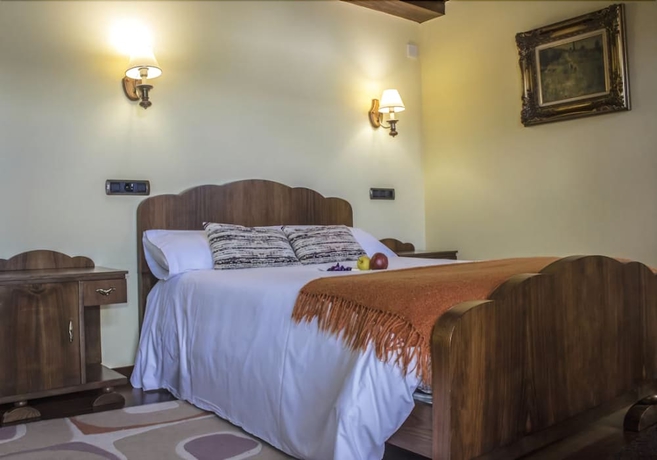 Imagen de la habitación del Hotel Casa Valraiña. Foto 10