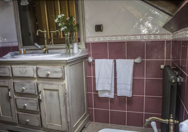 Imagen de la habitación del Hotel Casa Valraiña. Foto 16