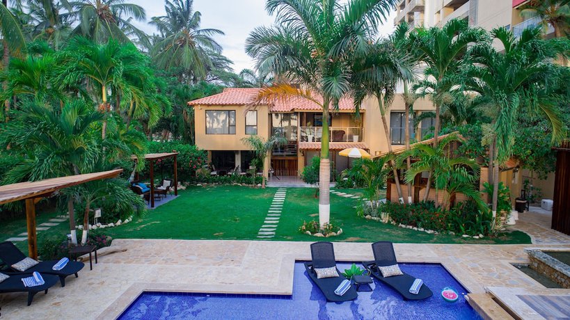 Imagen de la piscina del Hotel Casa Verano Beach - Adults Only. Foto 19