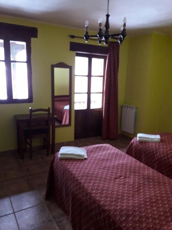 Imagen de la habitación del Hotel Casa Vieja. Foto 8