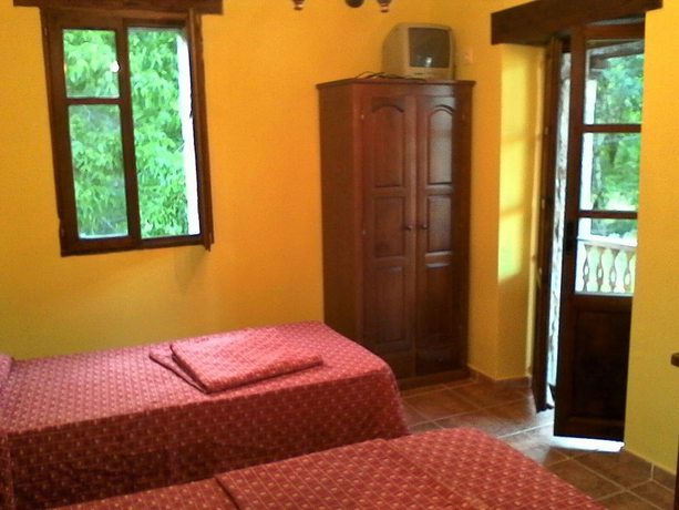 Imagen de la habitación del Hotel Casa Vieja. Foto 15