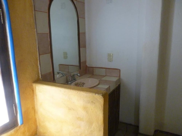 Imagen de la habitación del Hotel Casa Vieja, Puerto Escondido. Foto 12
