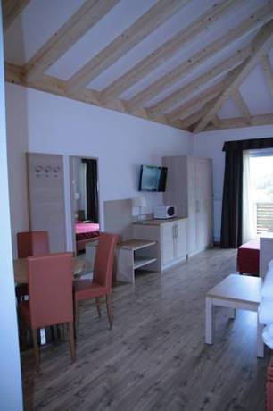 Imagen de la habitación del Hotel Casa Vigolana Natural Garn&igrave;. Foto 8