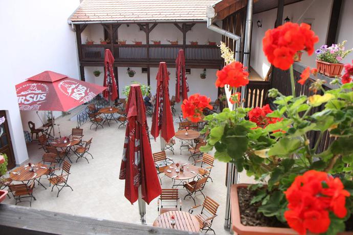 Imagen de los exteriores del Hotel Casa Wagner Sighisoara. Foto 12