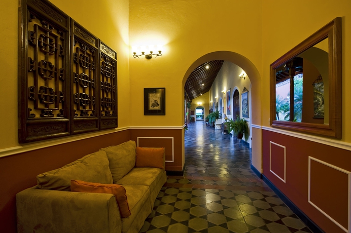 Imagen de la piscina del Hotel Casa Xanadu. Foto 6