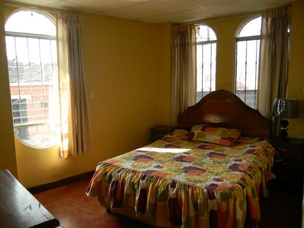 Imagen de la habitación del Hotel Casa Xelaju. Foto 14