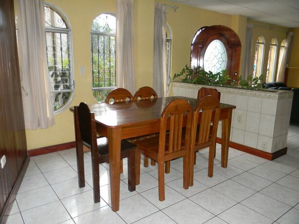 Imagen general del Hotel Casa Xelaju. Foto 7