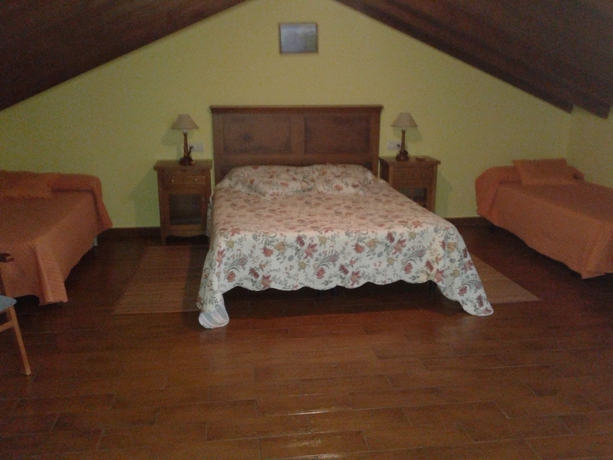 Imagen de la habitación del Hotel Casa de Aldea Ruiloba. Foto 3