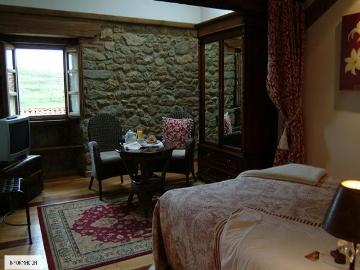 Imagen general del Hotel Casa de Aldea las Helgueras. Foto 4