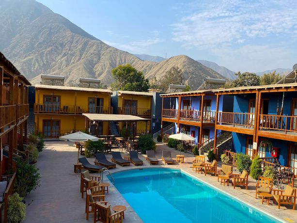 Imagen de la piscina del Hotel Casa de CampoandBungalows. Foto 19
