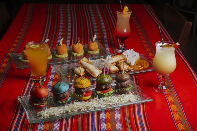 Imagen del bar/restaurante del Hotel Casa de CampoandBungalows. Foto 5