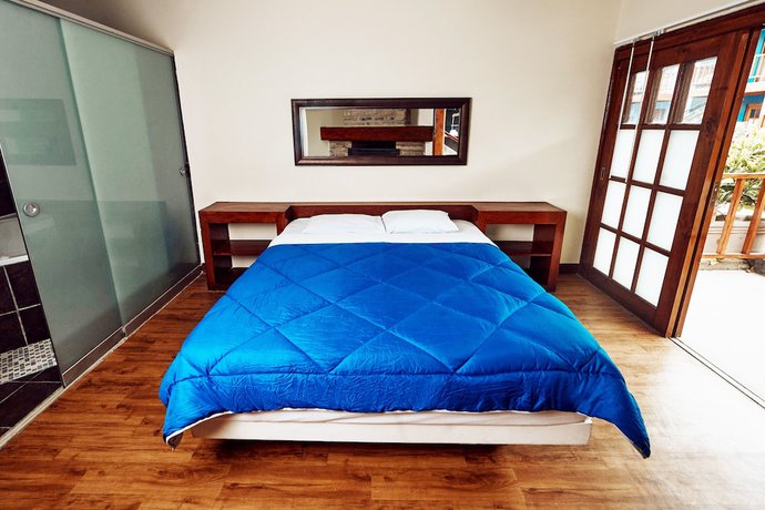 Imagen de la habitación del Hotel Casa de CampoandBungalows. Foto 13