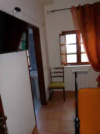 Imagen de la habitación del Hotel Casa de H&oacute;spedes Celeste. Foto 12