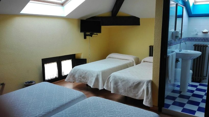 Imagen de la habitación del Hotel Casa de Indianos Don Tomas. Foto 5