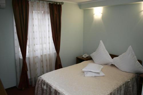 Imagen de la habitación del Hotel Casa de Piatra. Foto 4