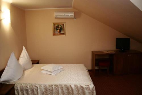 Imagen de la habitación del Hotel Casa de Piatra. Foto 6