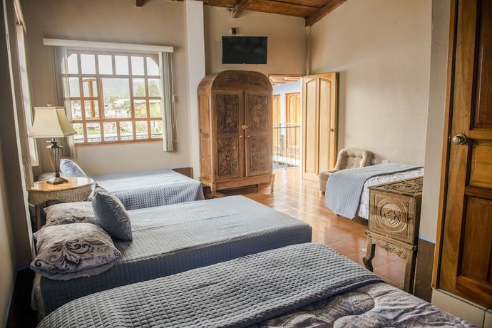 Imagen de la habitación del Hotel Casa de las Fuentes. Foto 8