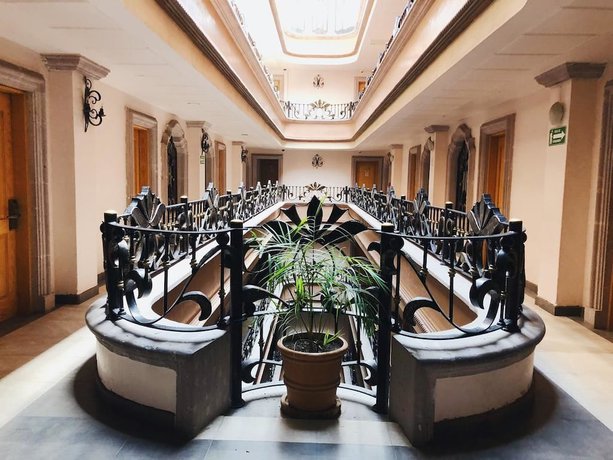 Imagen de los interiores del Hotel Casa de los Angeles. Foto 20