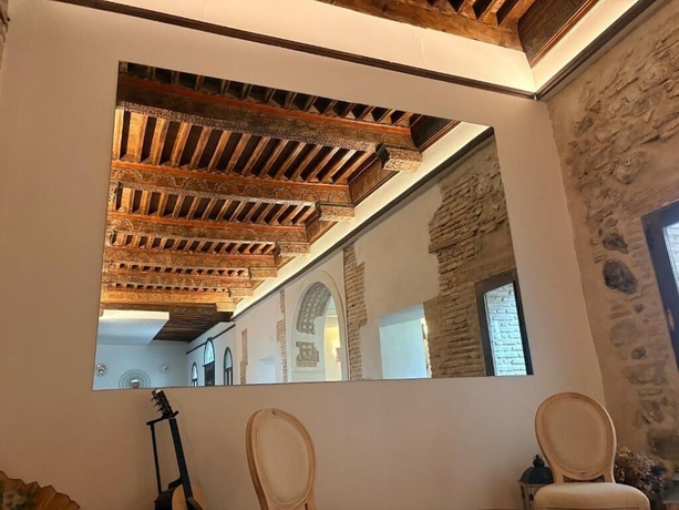 Imagen de los interiores del Hotel Casa del Armi&ntilde;o. Foto 16