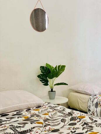 Imagen de la habitación del Hotel Casa del Centro. Foto 17