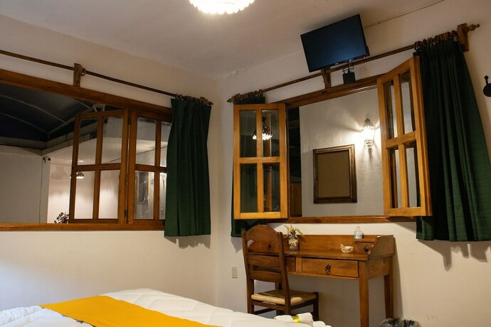 Imagen de la habitación del Hotel Casa del Fraile. Foto 16