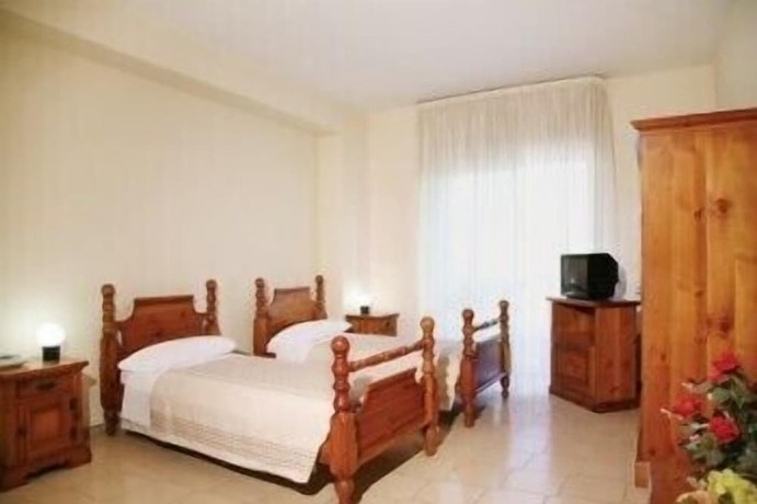 Imagen de la habitación del Hotel Casa del Gourmet, Siderno. Foto 16