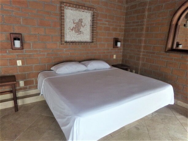 Imagen de la habitación del Hotel Casa del Lirio Diamante. Foto 13