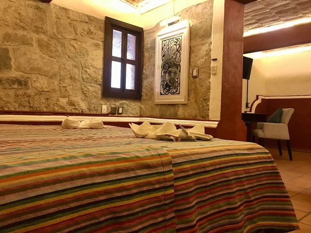 Imagen de la habitación del Hotel Casa del S&oacute;tano. Foto 6