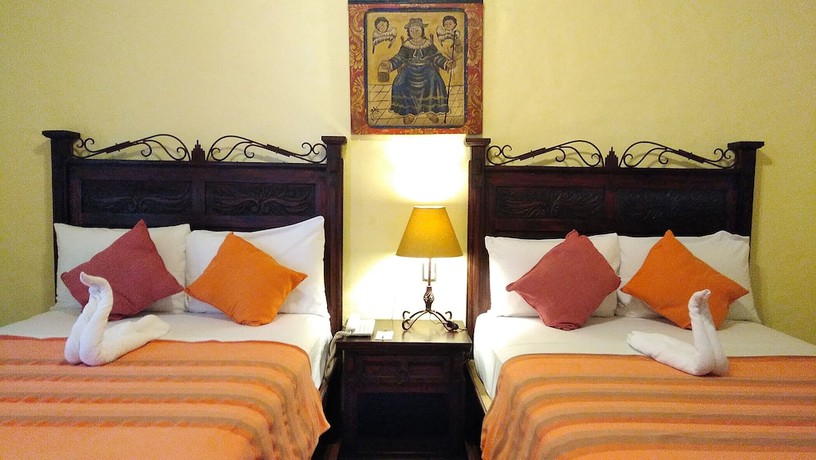 Imagen de la habitación del Hotel Casa del S&oacute;tano. Foto 19