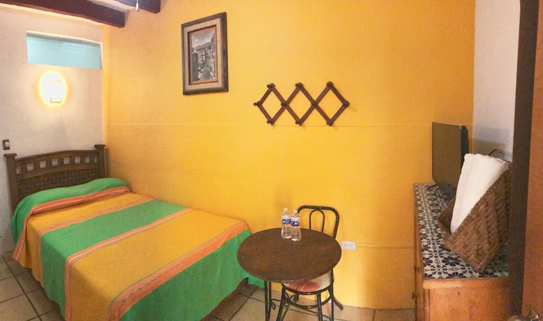 Imagen de la habitación del Hotel Casa del Sol, Guanajuato. Foto 10