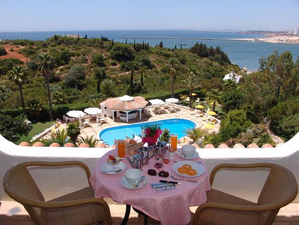 Imagen de los exteriores del Hotel Casabela. Foto 7