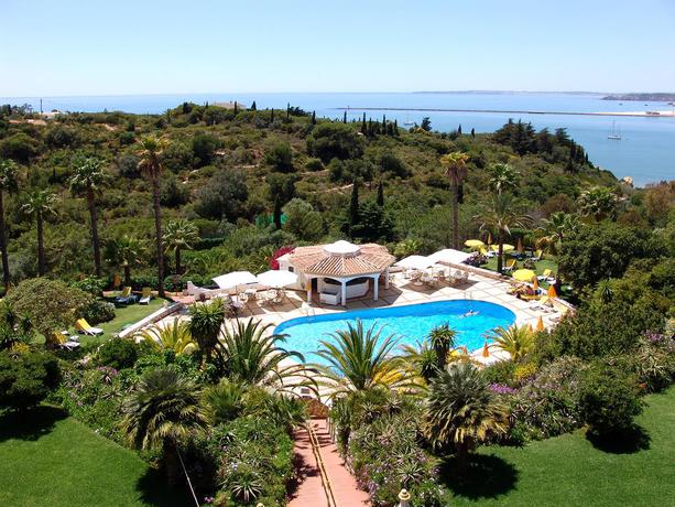 Imagen de los exteriores del Hotel Casabela. Foto 13