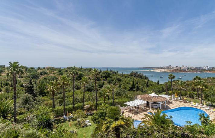 Imagen de los exteriores del Hotel Casabela. Foto 15