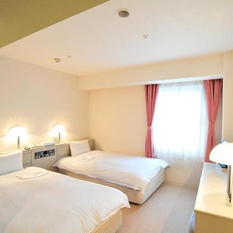 Imagen de la habitación del Hotel Casabella Inn Kobe. Foto 6