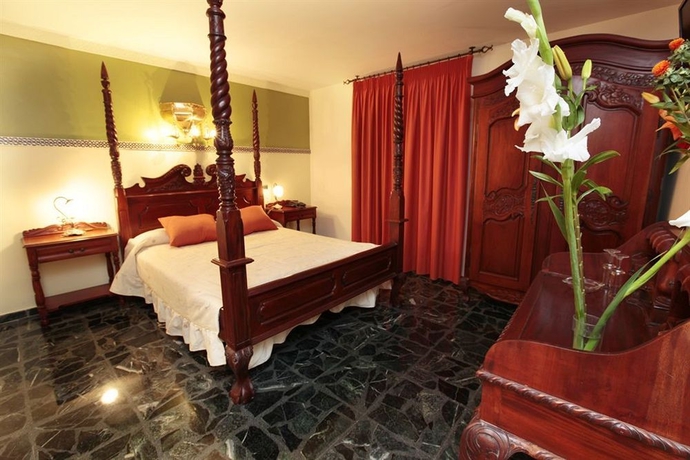 Imagen de la habitación del Hotel Casablanca, Almu&ntilde;&eacute;car. Foto 6