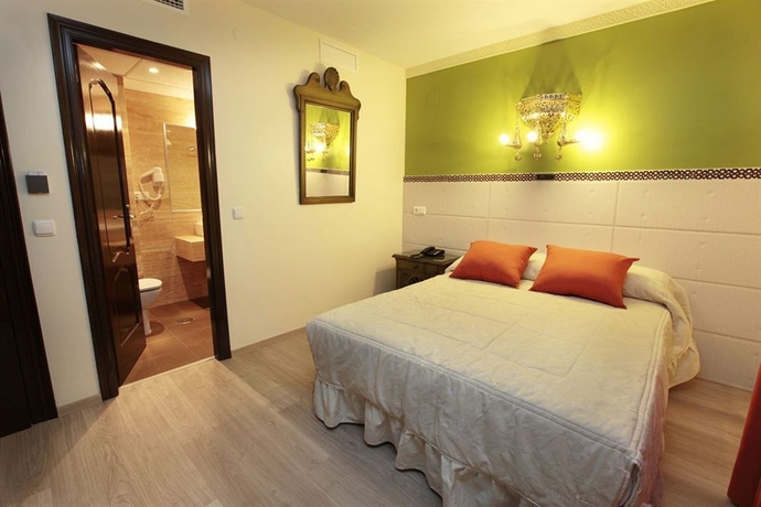 Imagen de la habitación del Hotel Casablanca, Almu&ntilde;&eacute;car. Foto 9