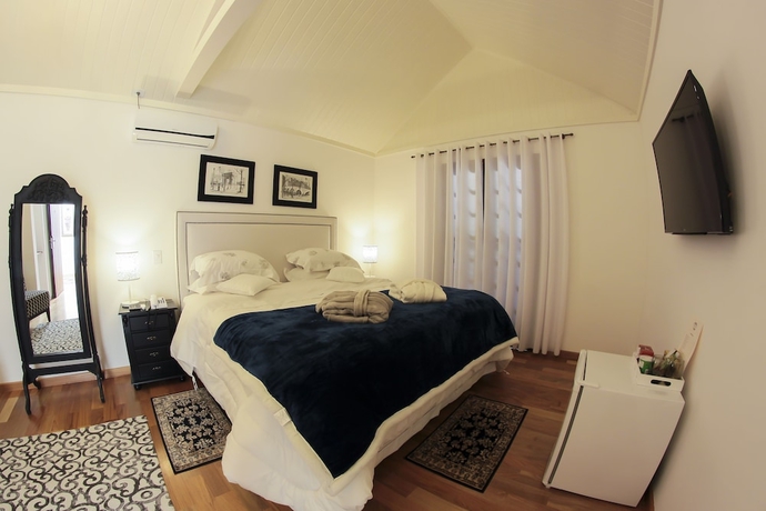Imagen de la habitación del Hotel Casablanca Boutique, Campos do Jordao. Foto 12