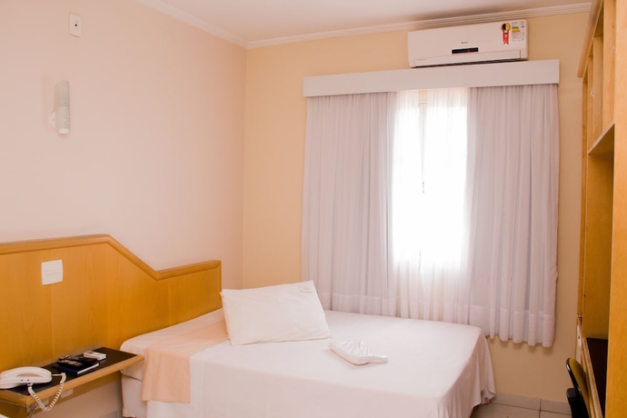 Imagen de la habitación del Hotel Casablanca, Campinas. Foto 8