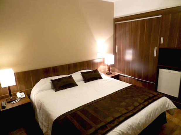 Imagen de la habitación del Hotel Casablanca Center. Foto 8